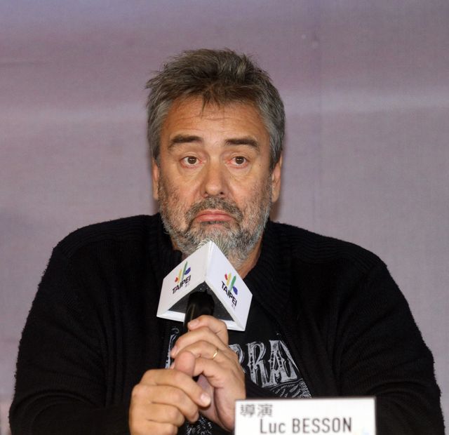Luc Besson dans le colimateur de la Cour des comptes