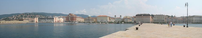 Trieste, front de mer