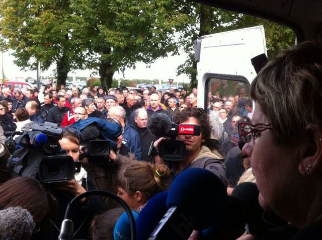 Marie Molière de la CGT de Fagor Brandt de La RochesurYon, annonce la demande de mise en cessation de paiement
