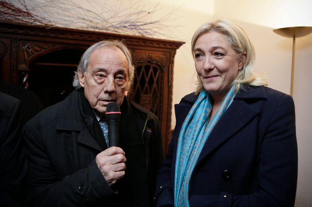 Marionnaud dans la cour du FN