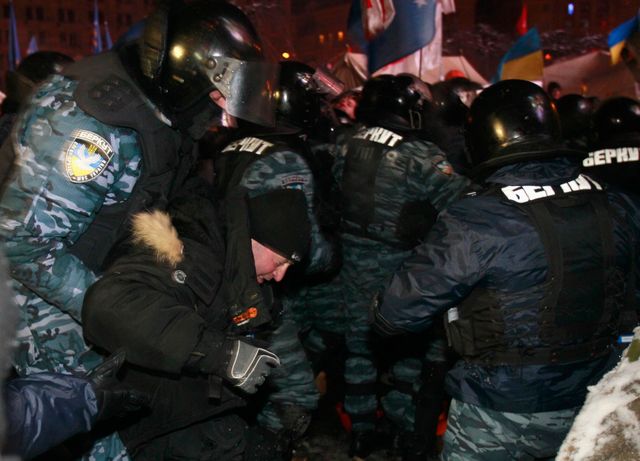 L'assaut place de l'Indépendance à Kiev