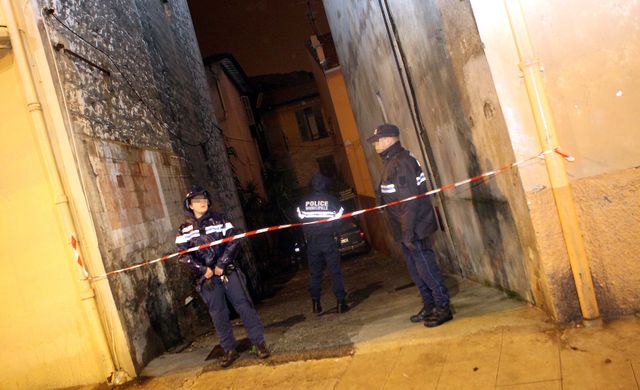 Un homme retrouvé poignardé au pied d'une immeuble à Nice