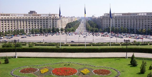 Le Boulevard Unirii vu depuis le Palais du Parlement
