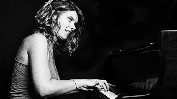 Jazz Trotter : Emie R. Roussel
