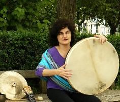 Roula Safar mezzo soprano, poétesse, musicienne