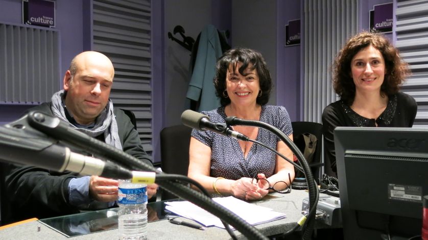 Ambiance détendue dans le studio 153 de France Culture, en compagnie de Sylvain Maurice, Aline Pailler & Bérangère Vantusseau