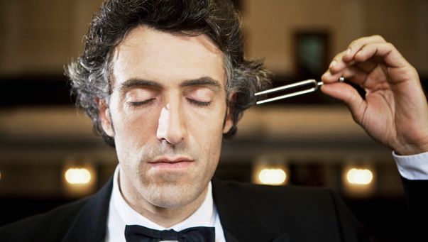 Le médicament valproate, utilisé pour soigner l'épilepsie, permettrait aux adultes d'avoir l'oreille absolue. (© Olix Wirtinger/Corbis)