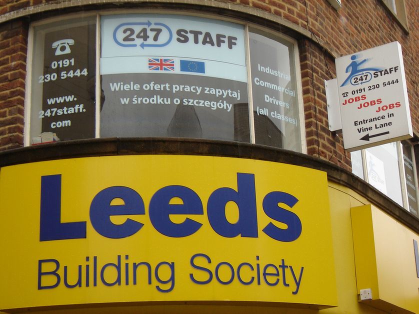 Annonce d'emploi en polonais de Leeds Building Sty, pour les travailleurs migrants, Newcastle (GB)