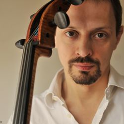 Xavier Phillips, portrait pour bio