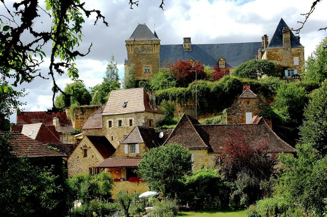 Berbiguières ( Dordogne) - Château