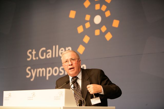 Christoph Blocher en mai 2006 au 36ème Symposium de Saint-Gall (Université de St-Gall en Suisse)
