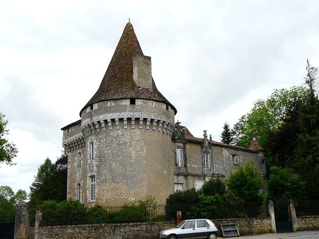 Javerlhac (Dordogne) - Le Château