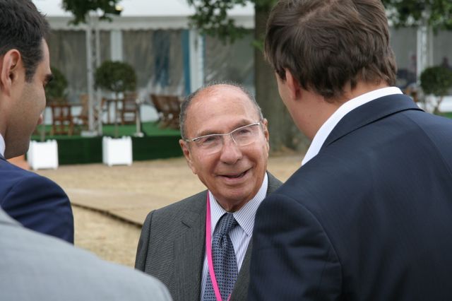 Serge Dassault en septembre 2009 à l'université d'été du MEDEF