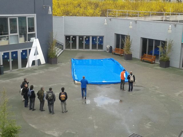 Salon de la Pêche sportive, les amateurs s'entraînent à la pêche à la mouche