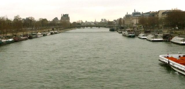 Prise de vue du lundi 17 mars depuis le pont de la Concorde