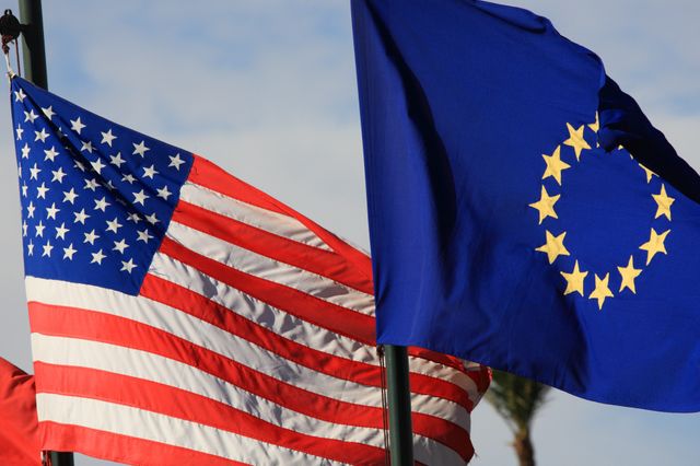 drapeaux usa ue