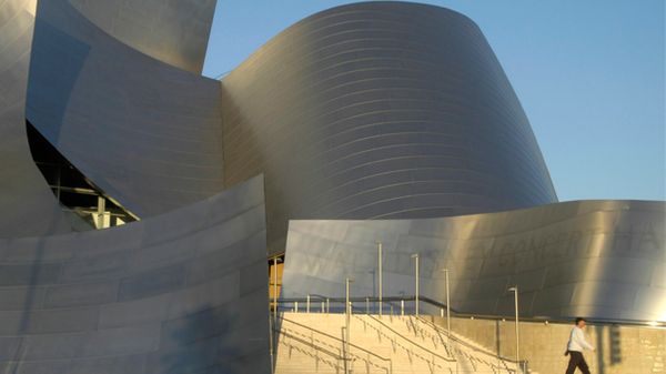 En plein séisme, l’Orchestre philharmonique de Los Angeles ne panique pas