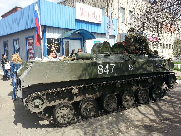 Séparatistes pro-russes à Slaviansk