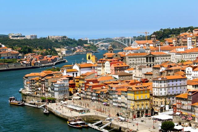 Des « Visas dorés » au Portugal pour sortir de la crise