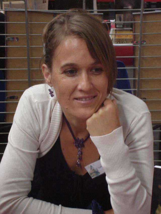 Djalla - Maria Longa