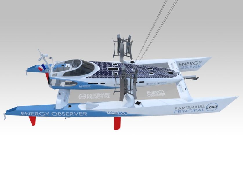 Le catamaran "Energy Observer", actuellement en chantier à Saint Malo