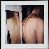 Douglas Gordon, «Guilty(Tattoo for Reflection)», 1997,donation Yvon Lambert à l’État français / Centre national des arts