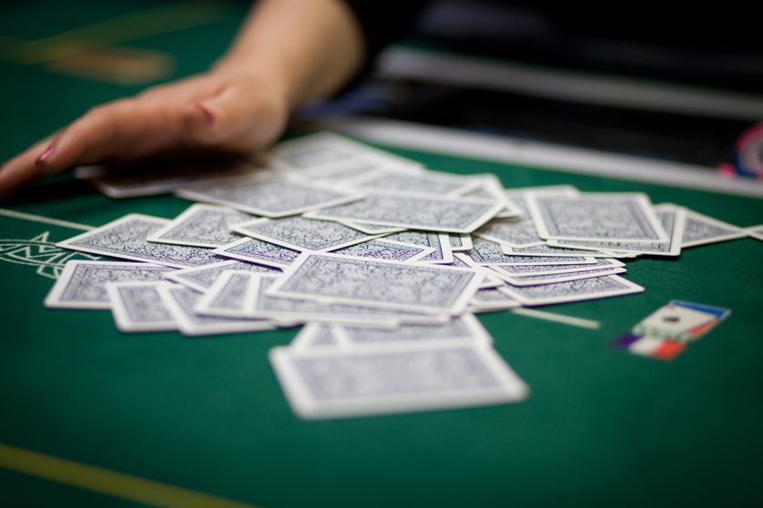Le tapis et les cartes