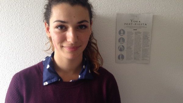 Louisa, dans sa chambre de cité U