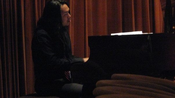 Jonh Chin ©bluewhalemusic.com