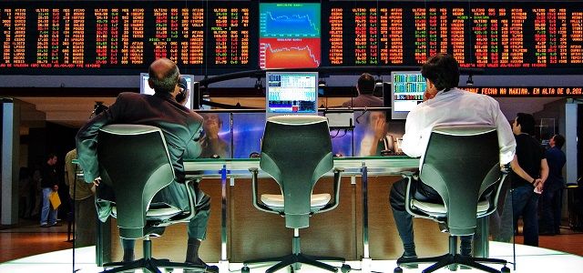 La finance accélère