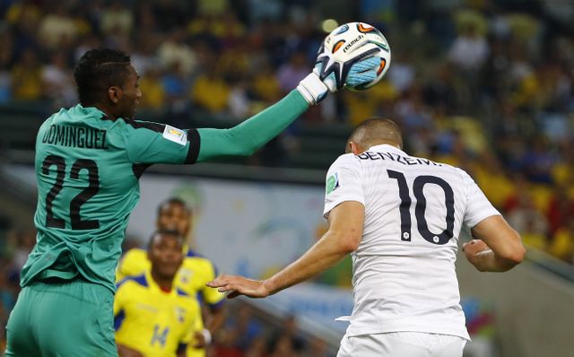 Benzema, un ton en dessous