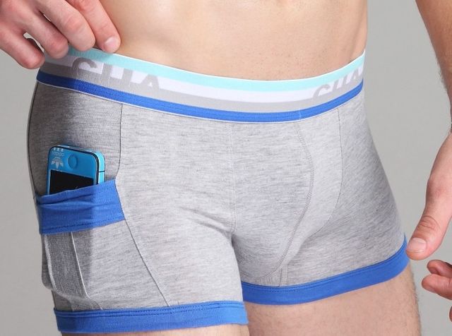 Téléphone portable et testicules