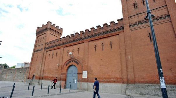 L'entrée principale de l'ancienne prison Saint-Michel de Toulouse fermée définitivement en 2009 et classée aux monuments historiques en 2011. (DR)