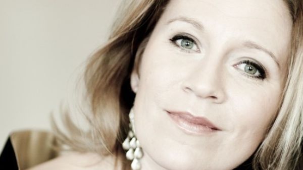 Hommage à Marie Fel par Carolyn Sampson : coup de cœur de la semaine pour Emilie Munera
