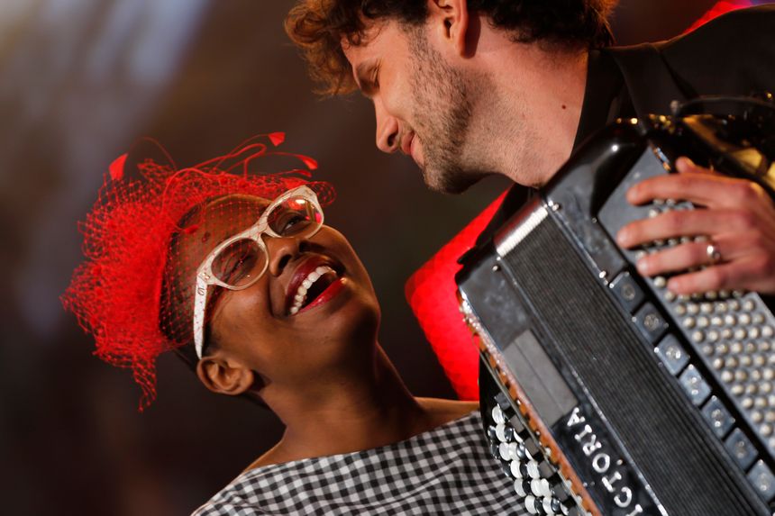 Cécile McLorin Salvant & Vincent Peirani