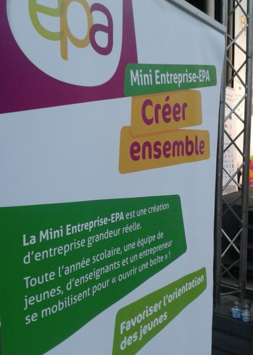 Affiche du championnat "Entreprendre pour apprendre" mini-entreprise