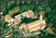 L'Abbaye du Thoronet vue du ciel