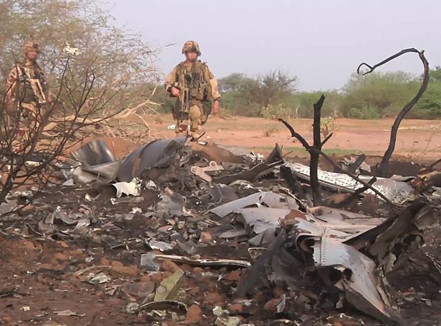 Débris de l'avion Air Algérie
