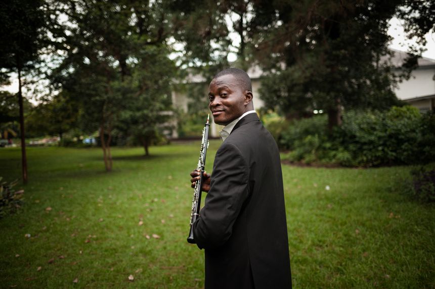 Diego Iloumbo, hautbois solo - Leonora Baumann