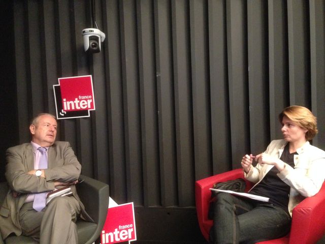 Dominique Raimbourg en studio avec Caroline Fourest