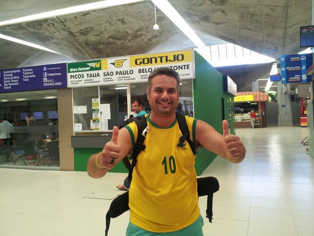 Isai en transit à la gare routière de Fortaleza