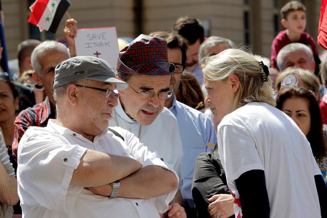 Mgr Barbarin au rassemblement en soutien aux Chrétiens d'Irak le 27 juillet à Lyon