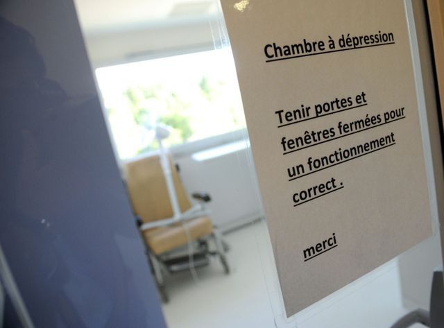 Une chambre à dépression pour un malade d'Ebola, à Lille