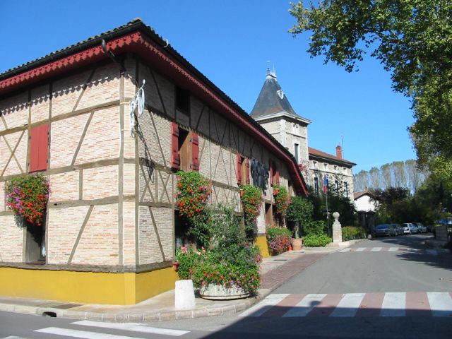 Vonnas - Village