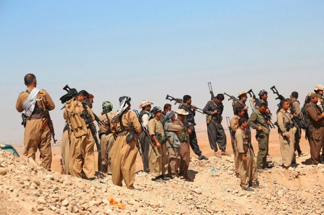 Province de Diyala, les peshmergas kurdes combattent l'Etat Islamique