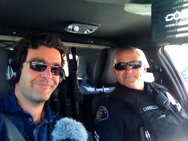 Giv Anquteil et le Capitaine Cardella, police d'Alembra