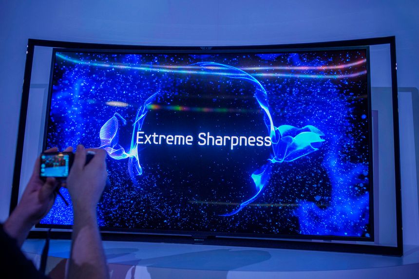 La télé à écran incurvé de Samsung et son image en ultra HD