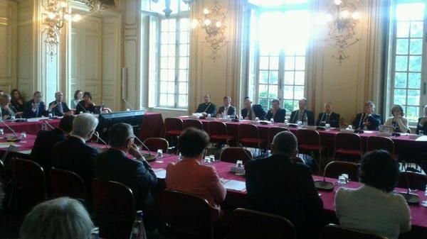 Droit local : les candidats aux l�gislatives appel�s � se positionner sur le rattrapage des jours f�ri�s