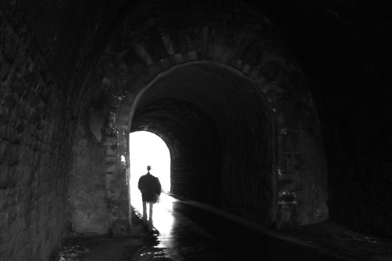 la lumière au bout du tunnel