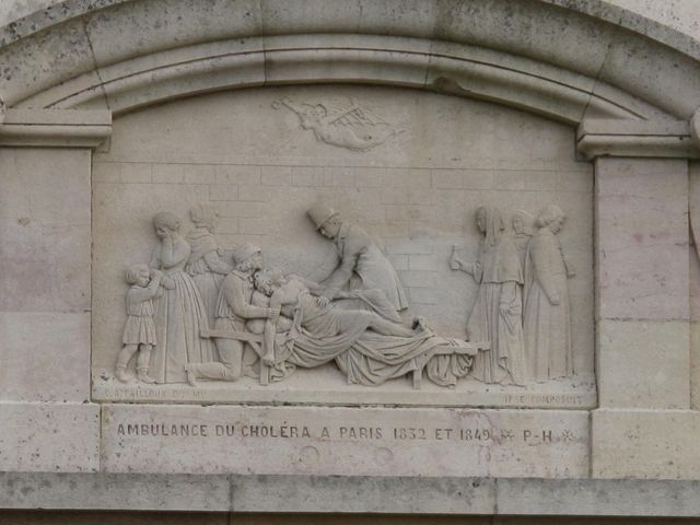 Bas-relief de l'épidémie de choléra de 1832 à Paris : Sépulture Pailloux-Haumontré, Saint-Ambreuil, Saône-et-Loire